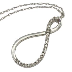 10k Gold Diamond Necklace